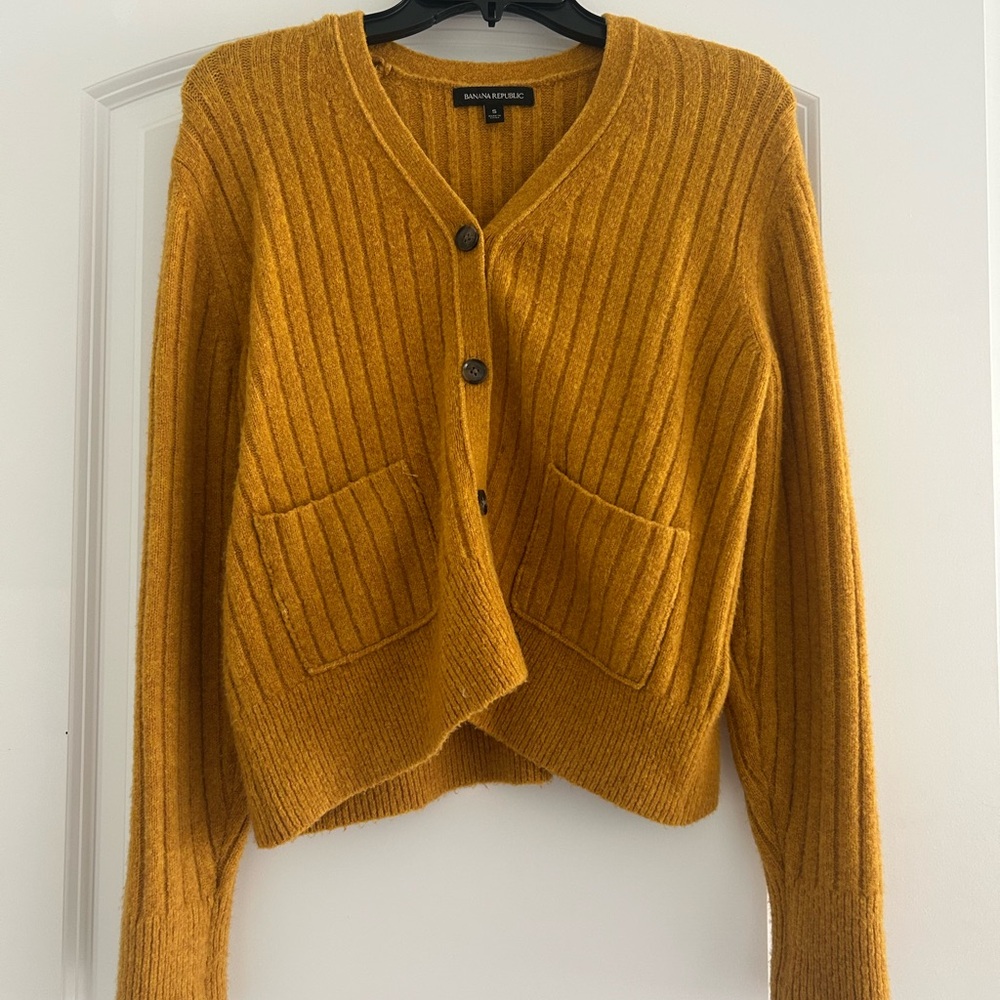 💛 70s vibes Banana Republic Cardigan💛